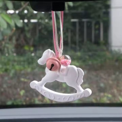 夢幻粉結木馬車掛｜後視鏡裝飾｜持久淡香去菸味｜通勤 / 自駕 / 送禮｜台灣現貨秒出